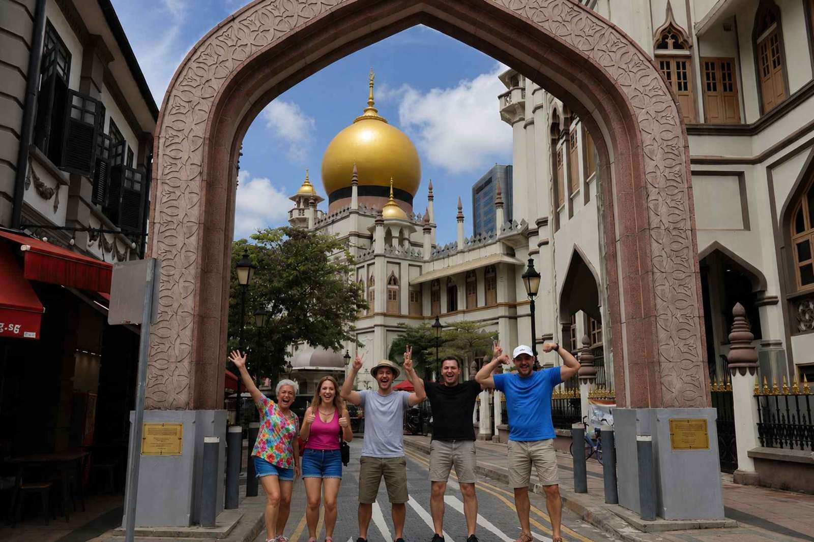 Passeio a pé de 4 horas por Chinatown, Little India e Arab Street