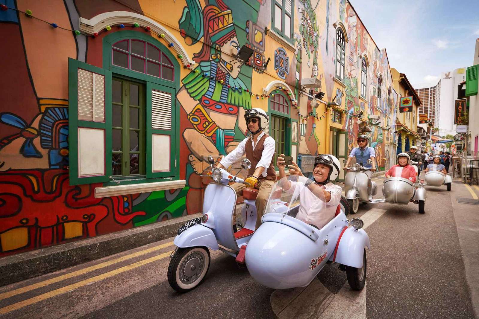 Em Singapura: Passeio de Vespa Sidecar em Kampong Glam e Civic District