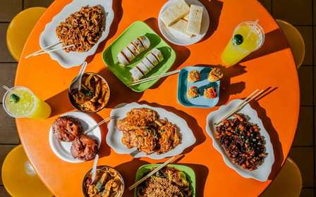 Singapore Stories Food Tour with 12+ Tastings