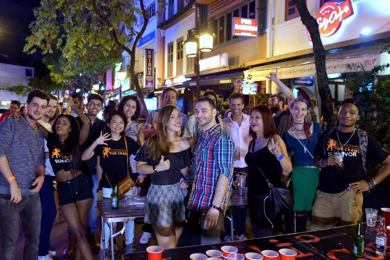 Singapore Pub Crawl - Diverte-te como um local