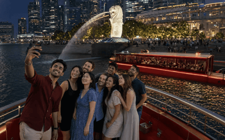 Cruzeiro fluvial noturno e 2 espetáculos + transfer gratuito do hotel
