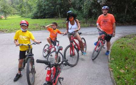 Aventura na trilha de bicicleta de Ubin