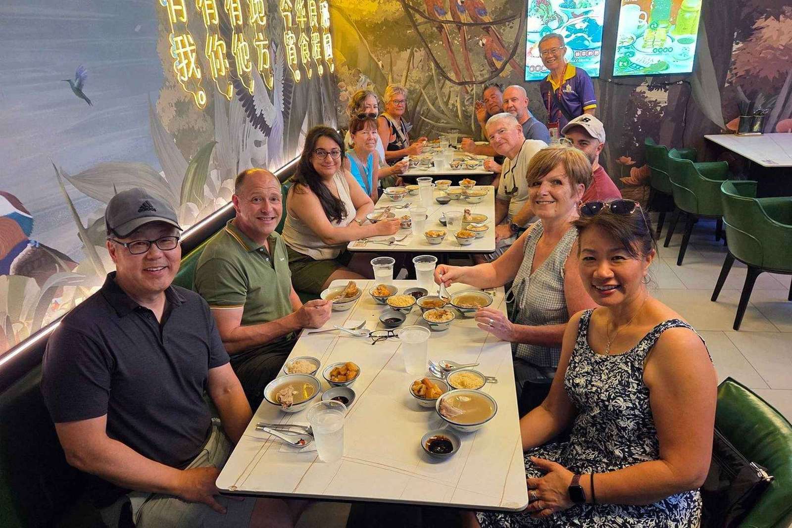 Singapura: Tour guiado de comida de rua à noite
