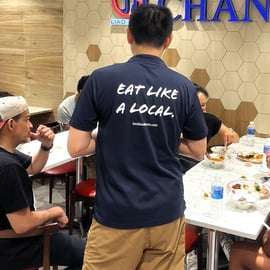 Excursão de comida de rua de Singapura com um ex-chef (mais de 12 degustações)