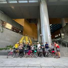 Tour de bicicleta Brompton em Singapura a partir do Rail Corridor, com comida!