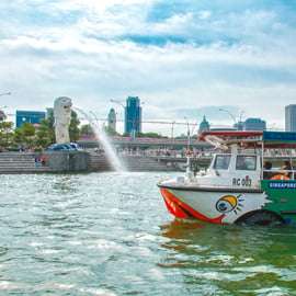 Singapura: Tour guiado na cidade num barco anfíbio