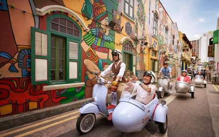 Em Singapura: Passeio de Vespa Sidecar em Kampong Glam e Civic District