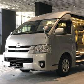 SG Translado privado do aeroporto / cruzeiro num Minibus de 13 lugares