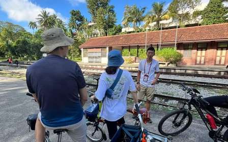 Tour de bicicleta Brompton em Singapura a partir do Rail Corridor, com comida!