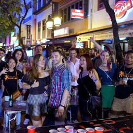 Singapore Pub Crawl - Diverte-te como um local