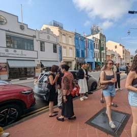 Excursão a pé em Chinatown, Singapura – Do vício à vitalidade
