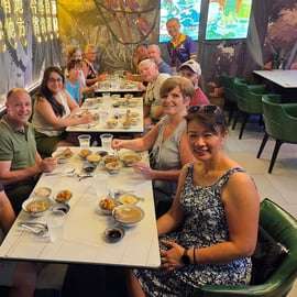 Singapura: Tour guiado de comida de rua à noite
