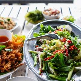 Vida local em Singapura: mercado, culinária local, bate-papo com chá