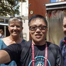 Passeio pelo património de Chinatown e degustação de comida de rua (grupo pequeno)